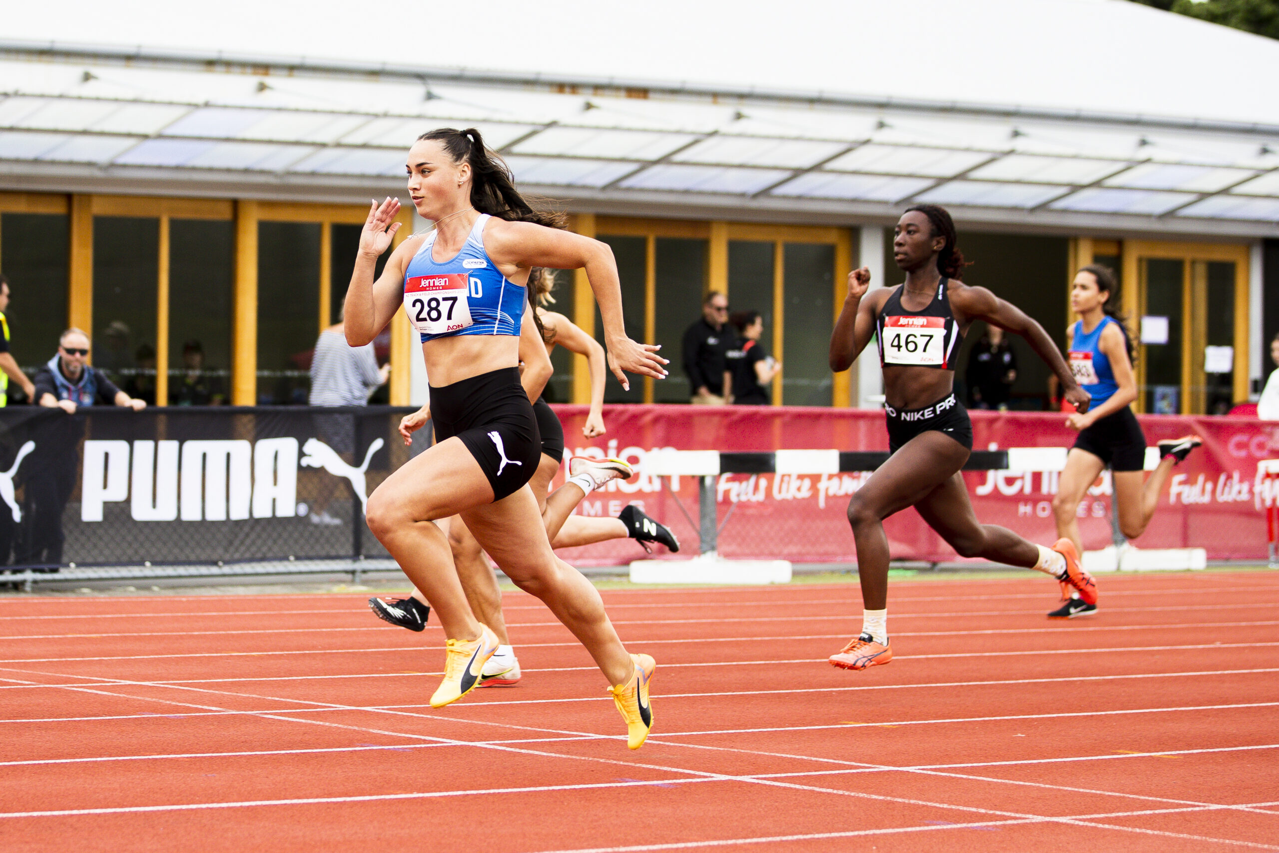 的现象依然 的现象依然